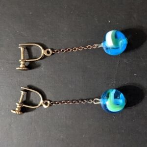 Vintage Antique Gold Tone Screw Back Blue Green Swirl Dangle Ball Clip Earrings